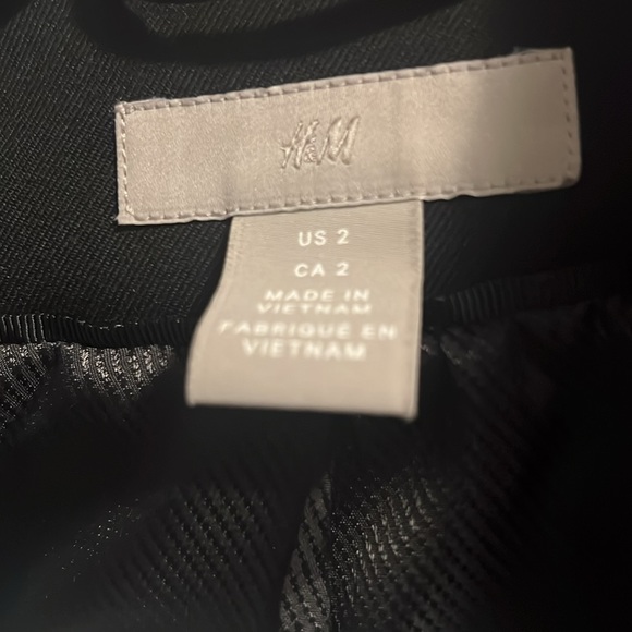 Black blazer - Picture 2 of 4